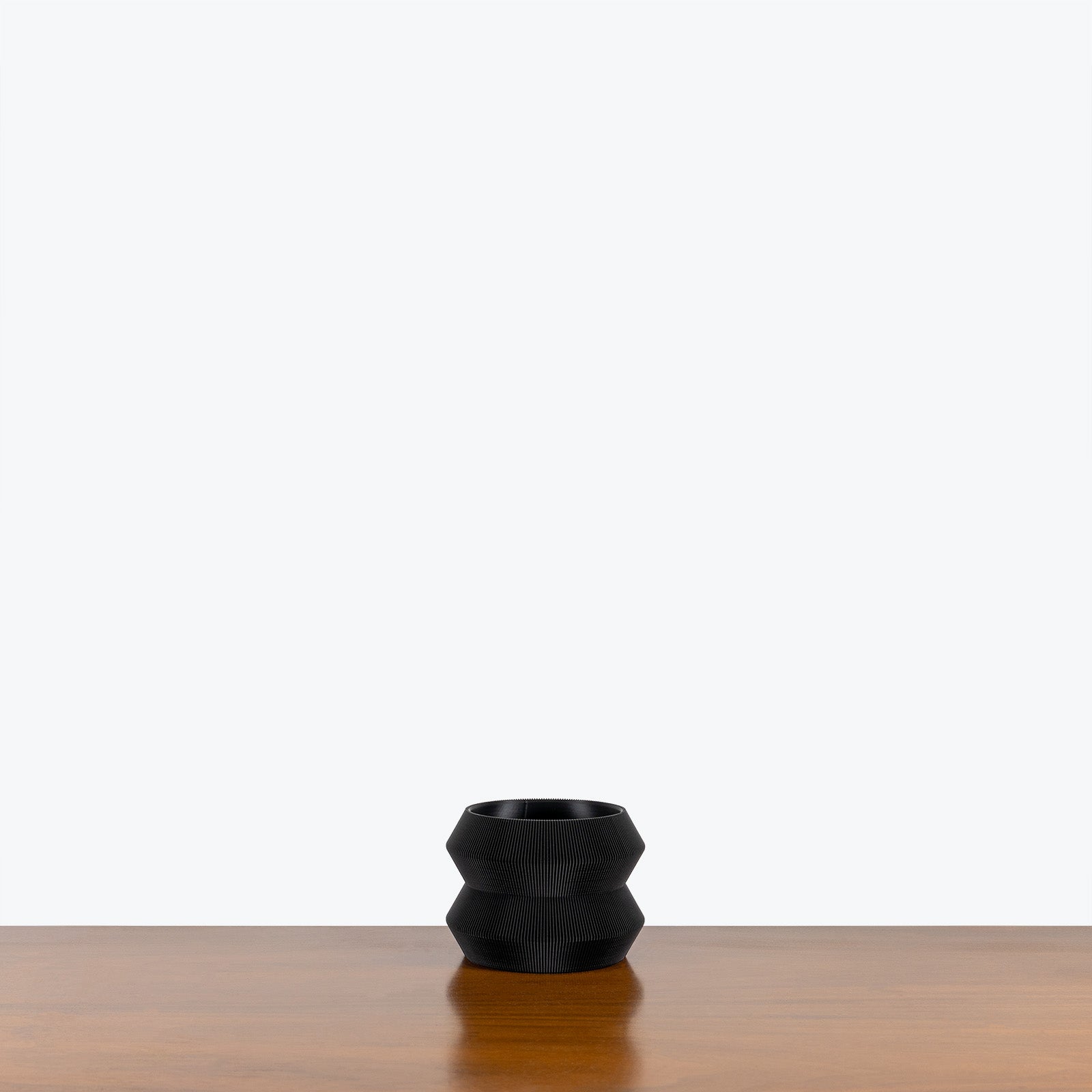 Geo Planter - 3D Printed Planter - House Plants Delivery Toronto - JOMO Studio #color_black