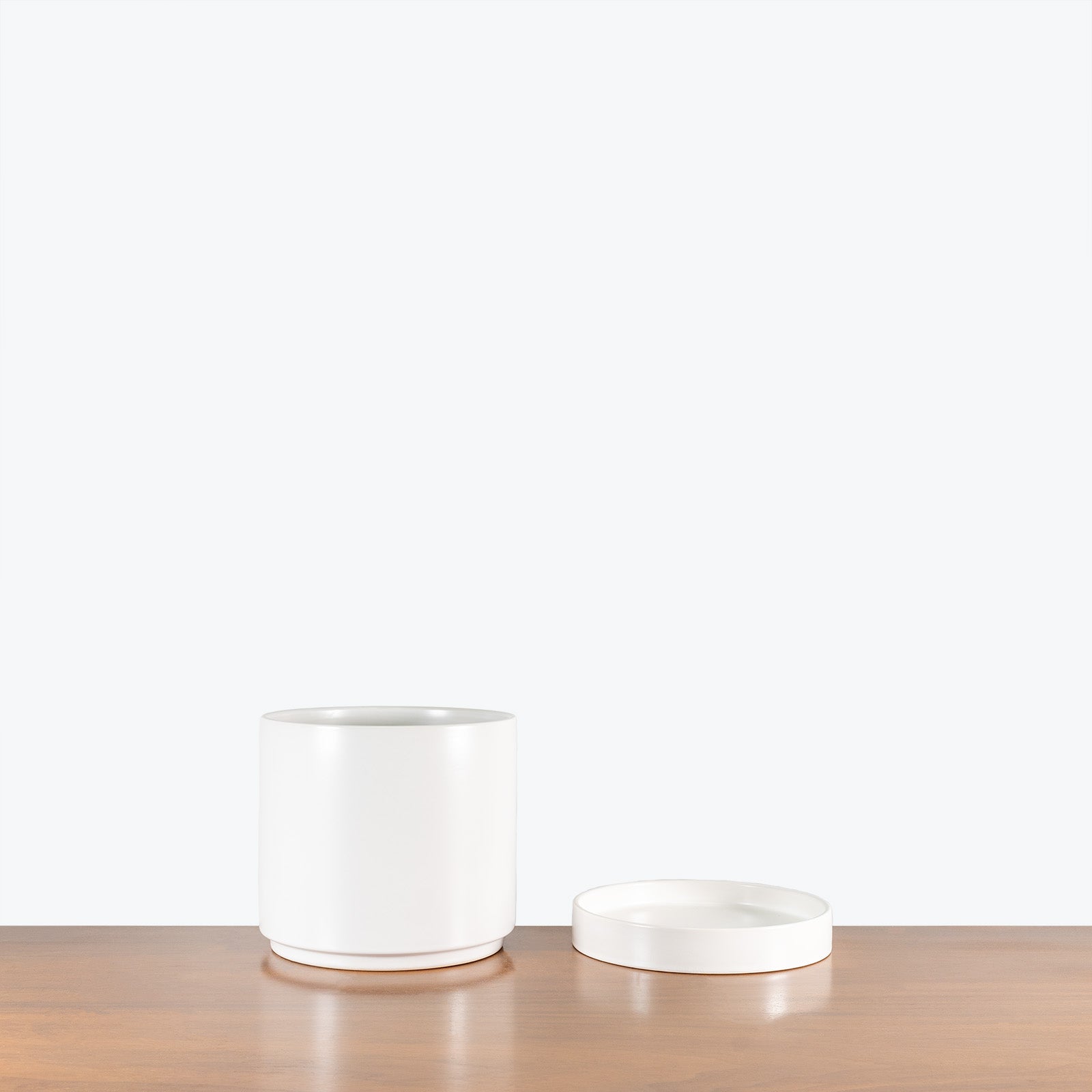Modern Ceramic Planter with Saucer - House Plants Delivery Toronto - JOMO Studio #color_matte white