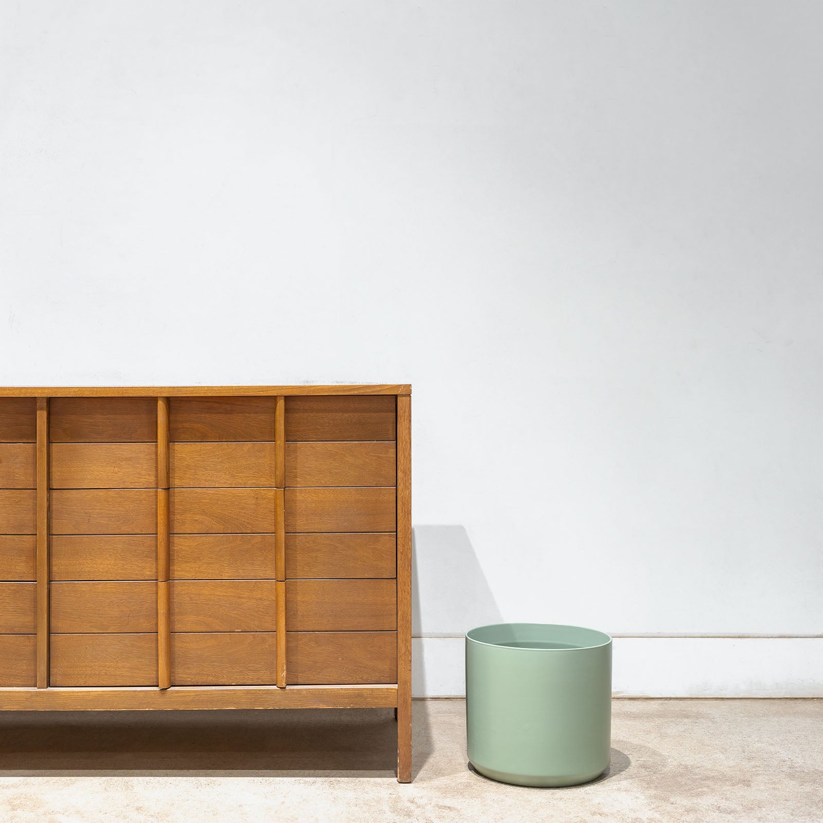 Modern Green Ceramic Planter - House Plants Delivery Toronto - JOMO Studio