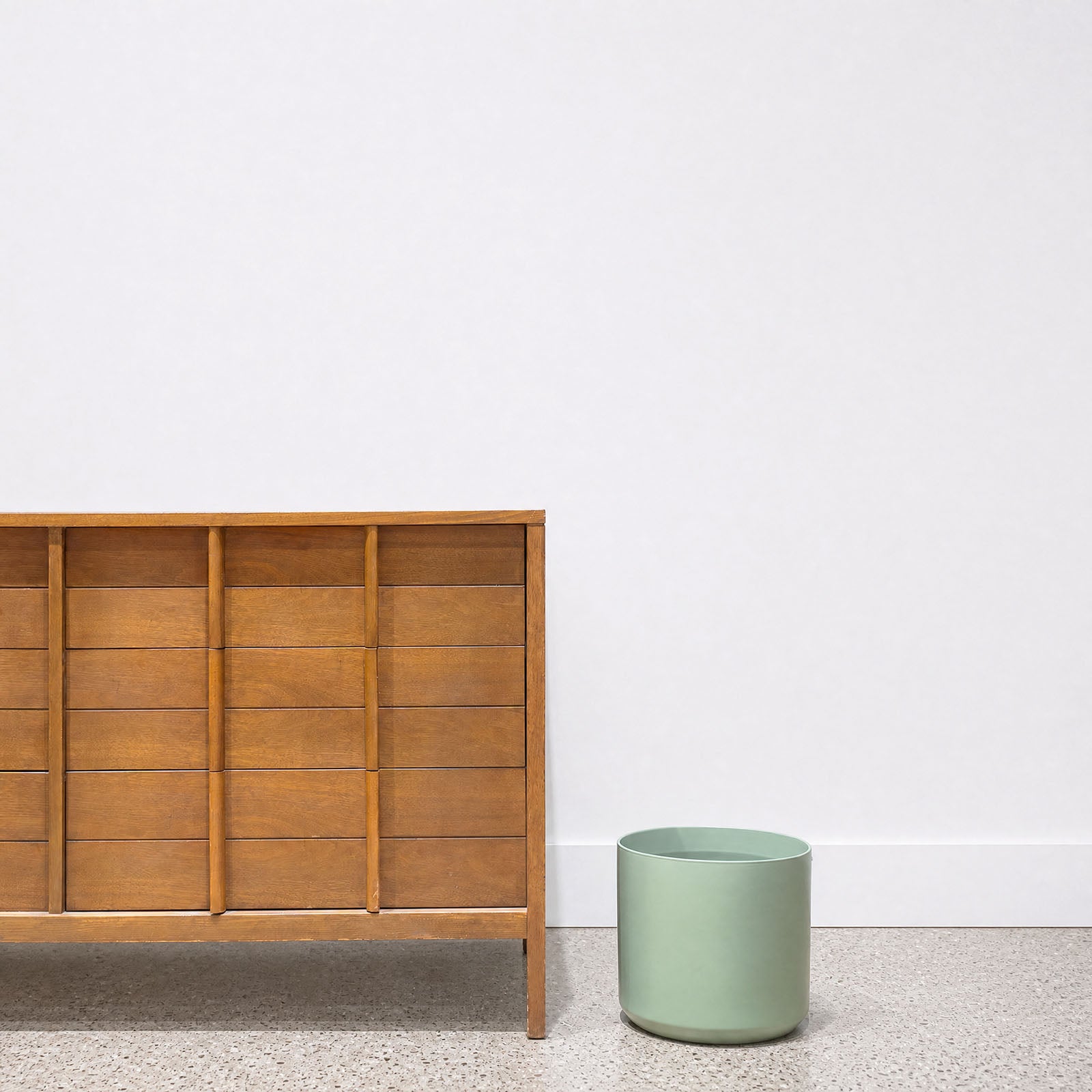 Modern Green Ceramic Planter - House Plants Delivery Toronto - JOMO Studio