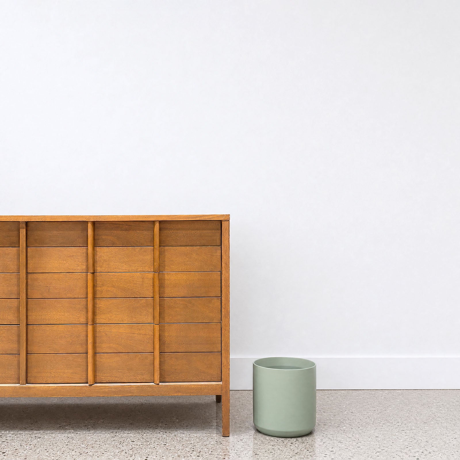Modern Green Ceramic Planter - House Plants Delivery Toronto - JOMO Studio