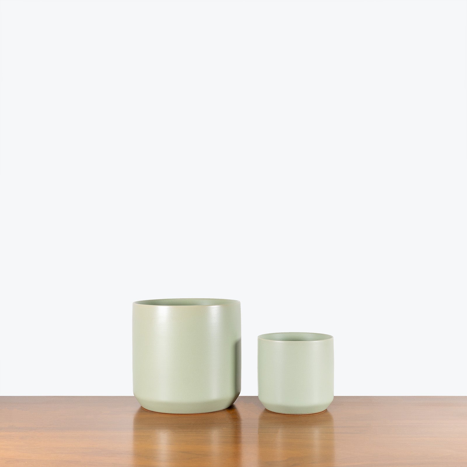 Modern Green Ceramic Planter - House Plants Delivery Toronto - JOMO Studio