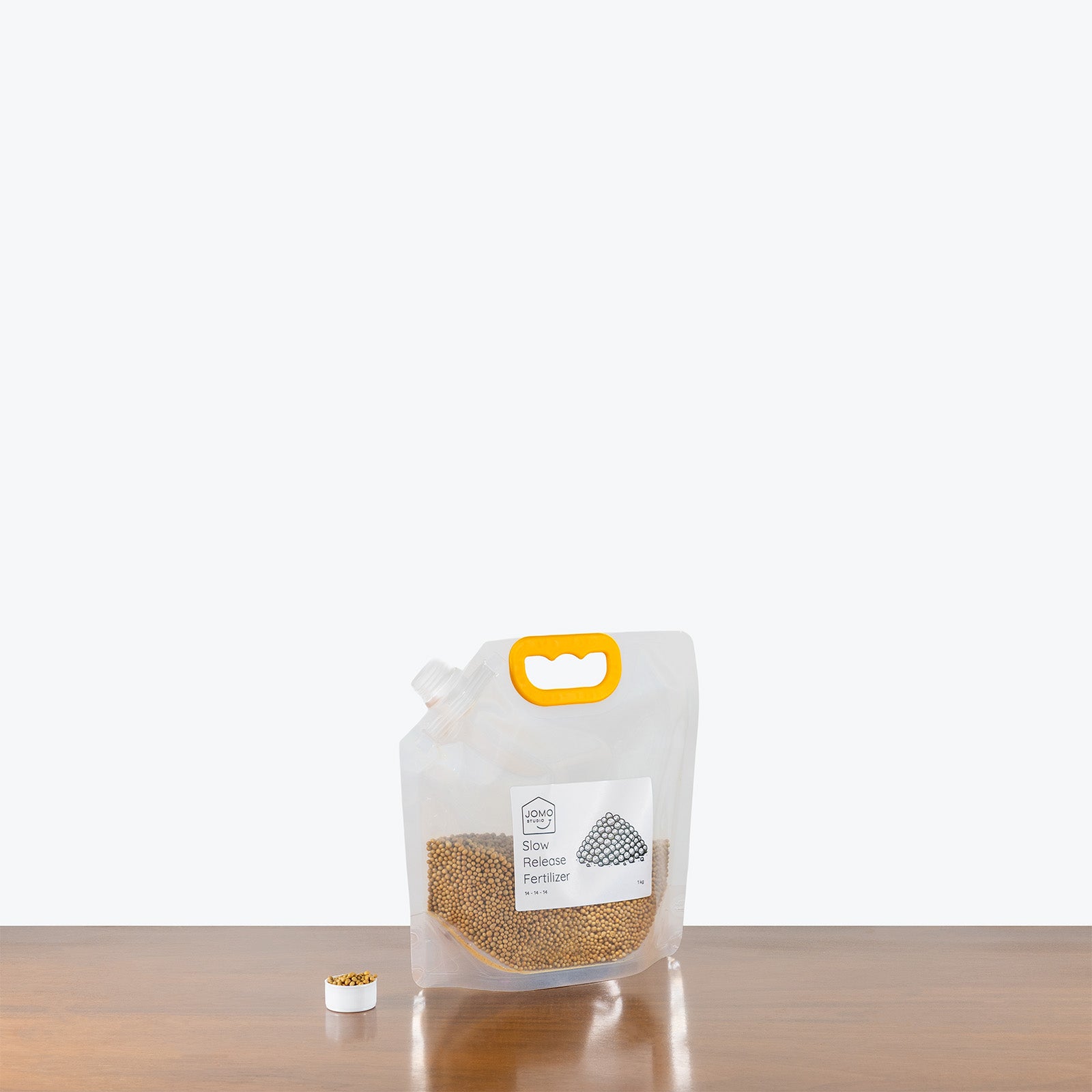 Slow Release Fertilizer | Tropical Indoor Plant & Houseplant Fertilizer - Delivery from Toronto across Canada - JOMO Studio