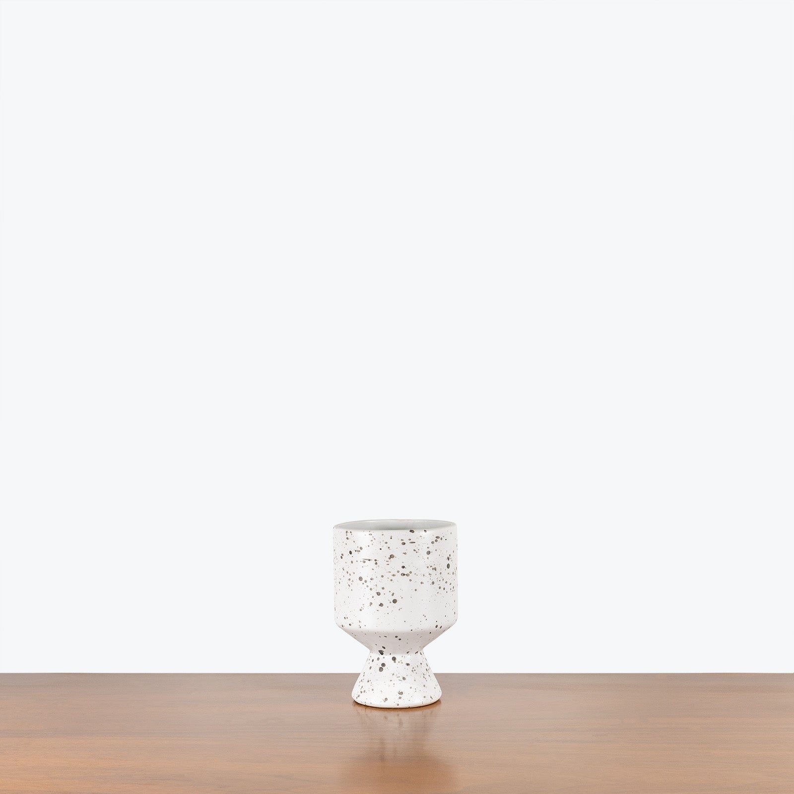 White Pedestal Planter - House Plants Delivery Toronto - JOMO Studio