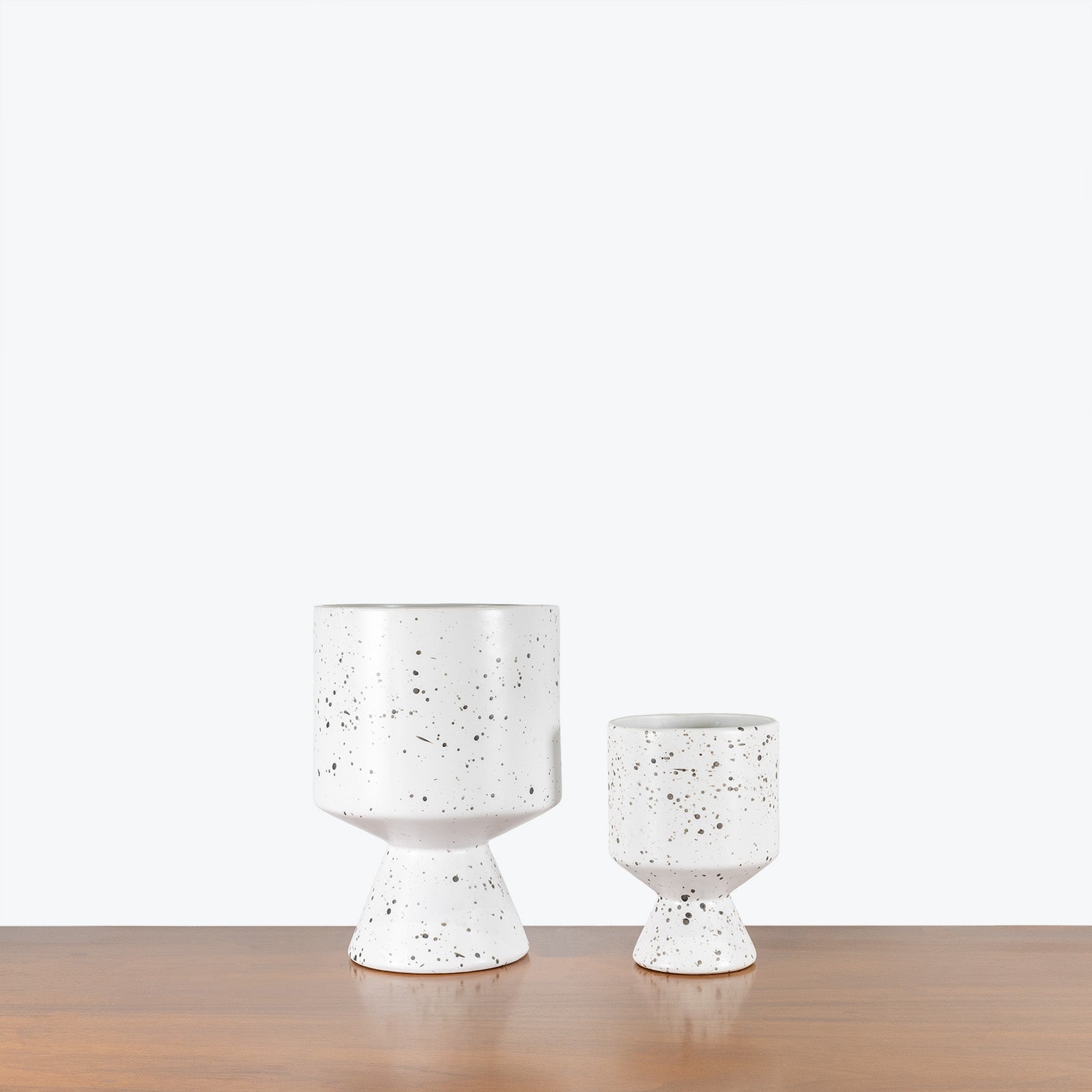 White Pedestal Planter - House Plants Delivery Toronto - JOMO Studio