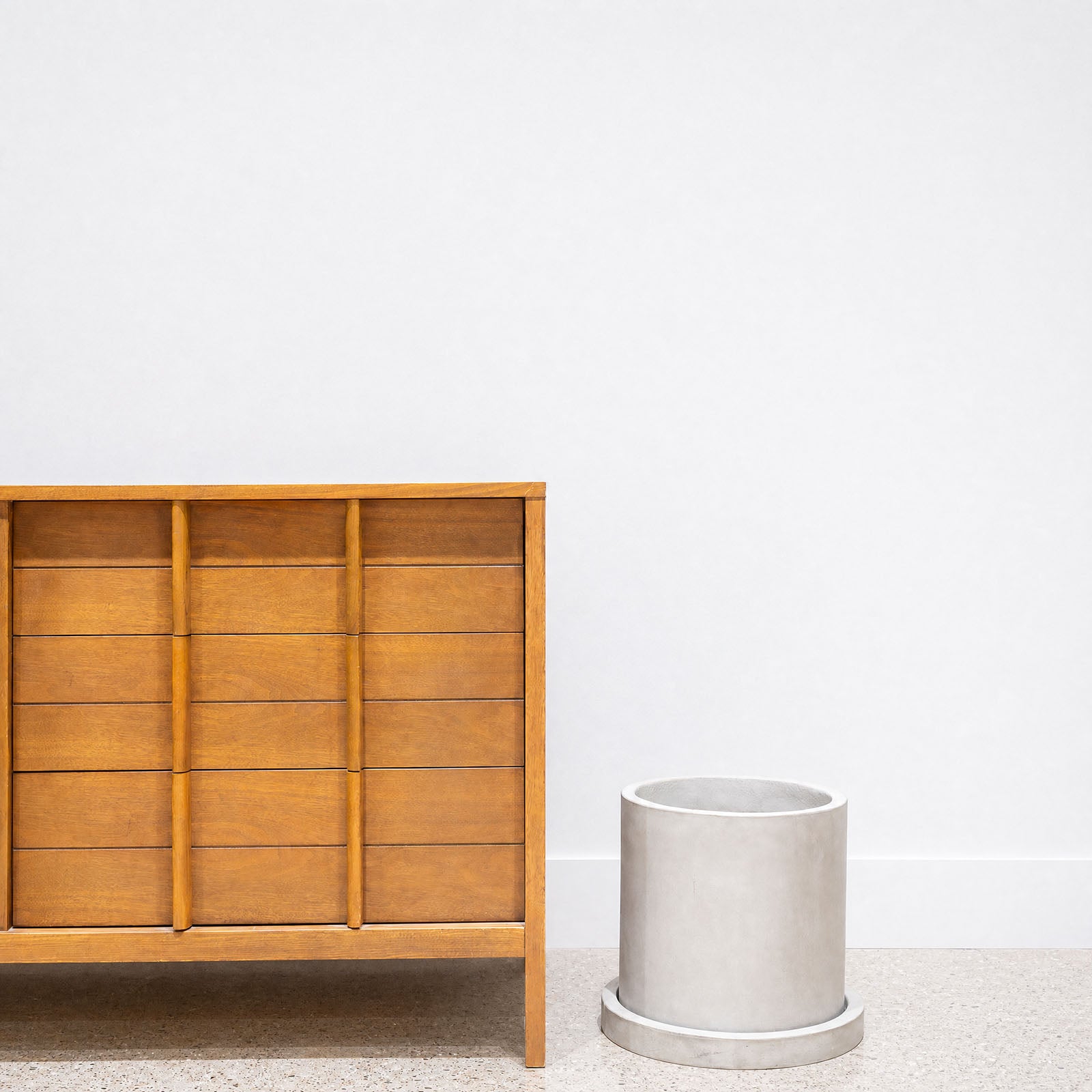 Classic Concrete Planter - House Plants Delivery Toronto - JOMO Studio