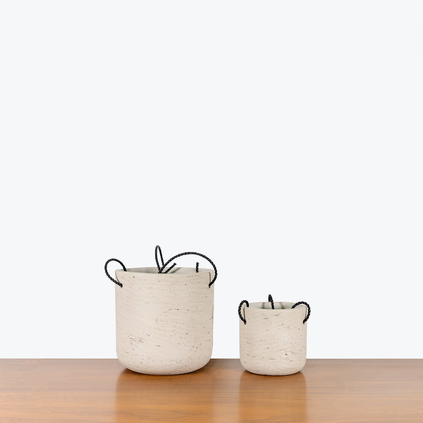 Concrete Hanging Planter - House Plants Delivery Toronto - JOMO Studio