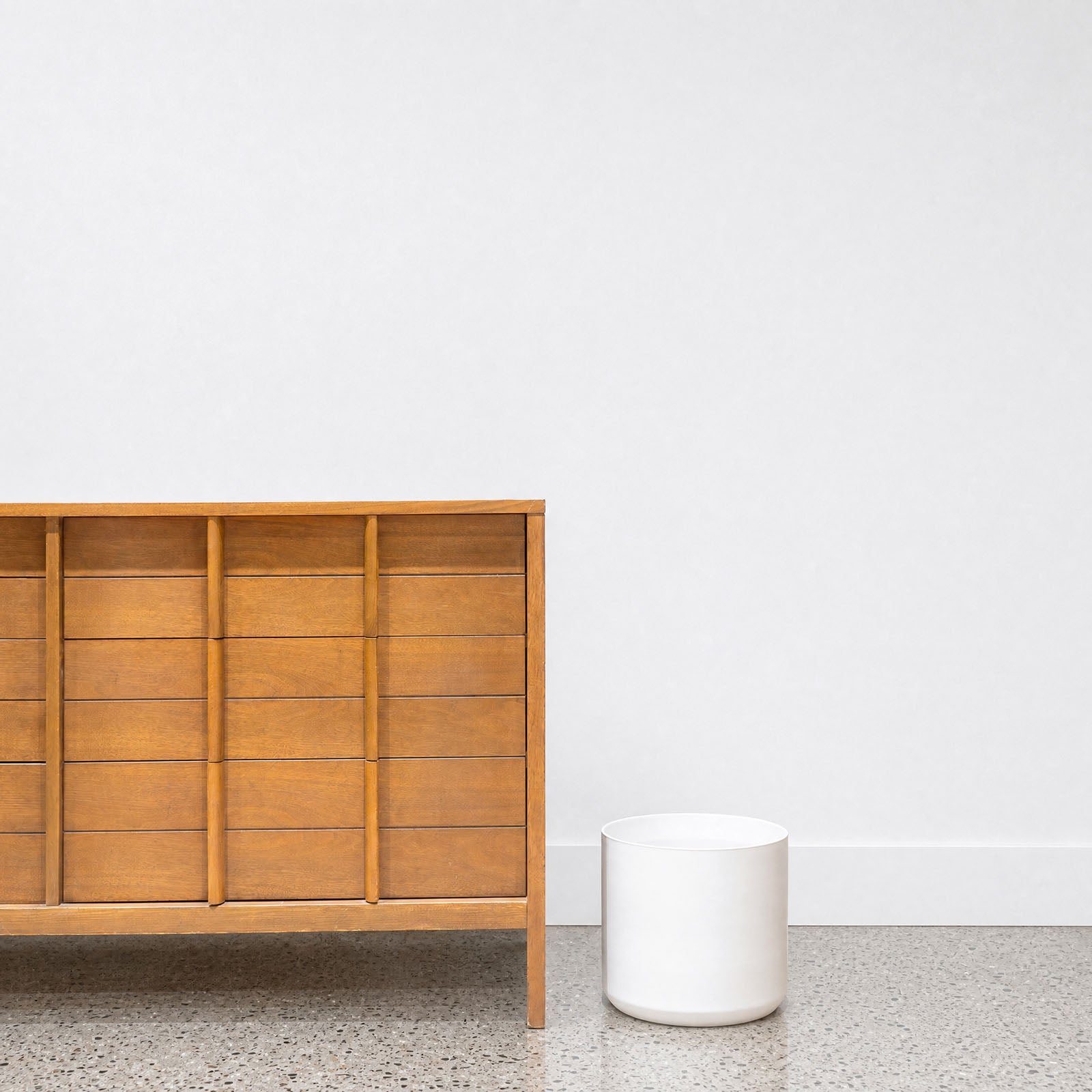Modern White Ceramic Planter - House Plants Delivery Toronto - JOMO Studio