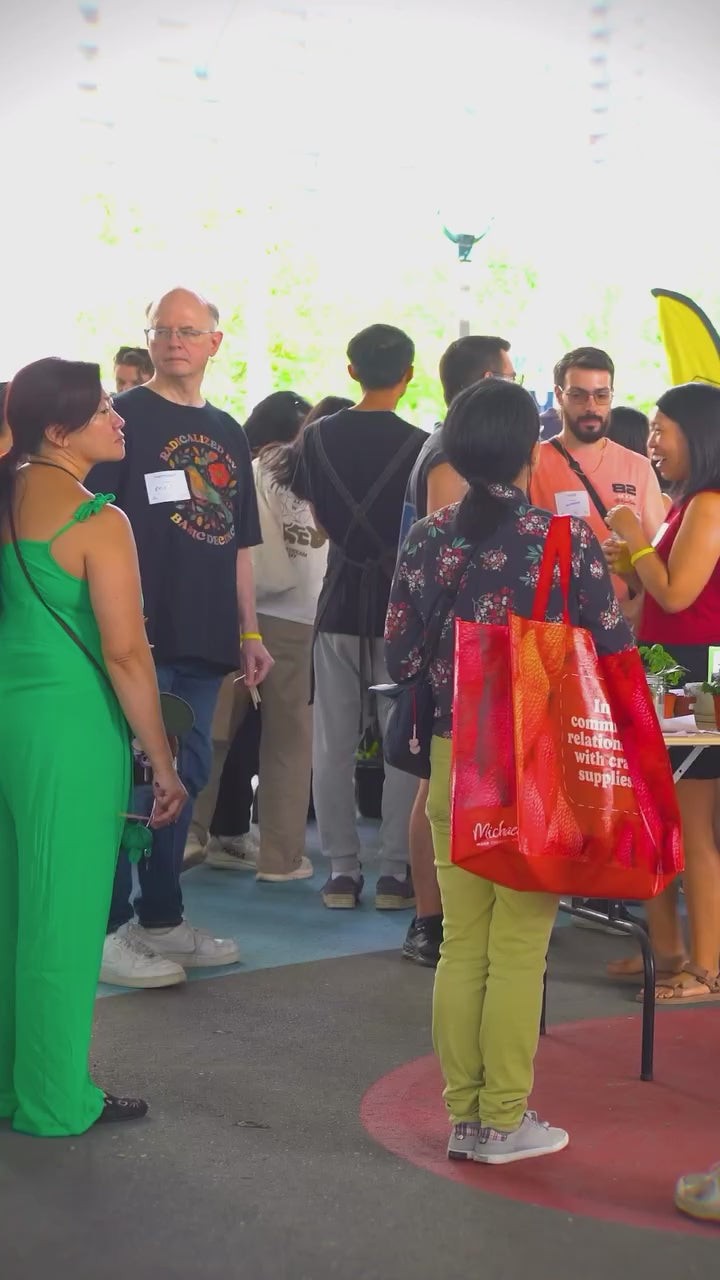 we blinked and it was over🌿

#PlantSwapTO 2026 in less than 15 seconds. plants arriving, new ones going home, and a whole lot of good energy in between. 

thank you to every single person who came out, swapped, and made this one of our favourite days of the year.

can’t wait to see you next year💚
