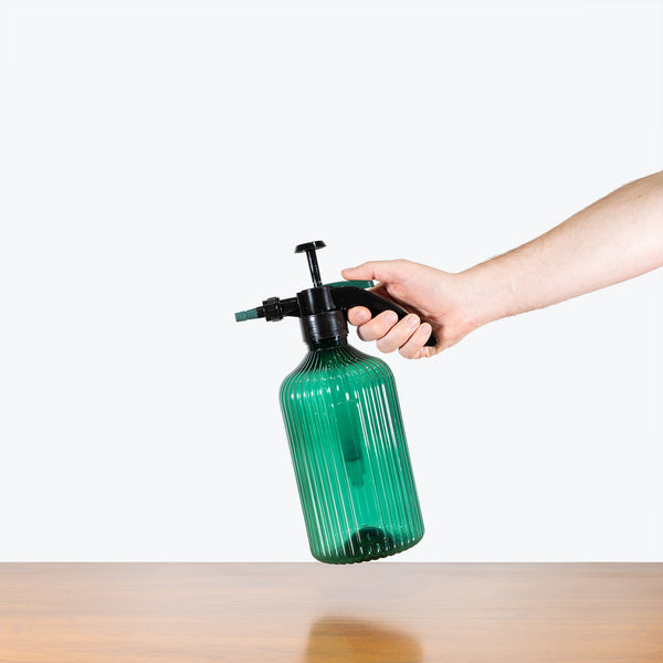 Green Pressure Spray Bottle - House Plants Delivery Toronto - JOMO Studio
